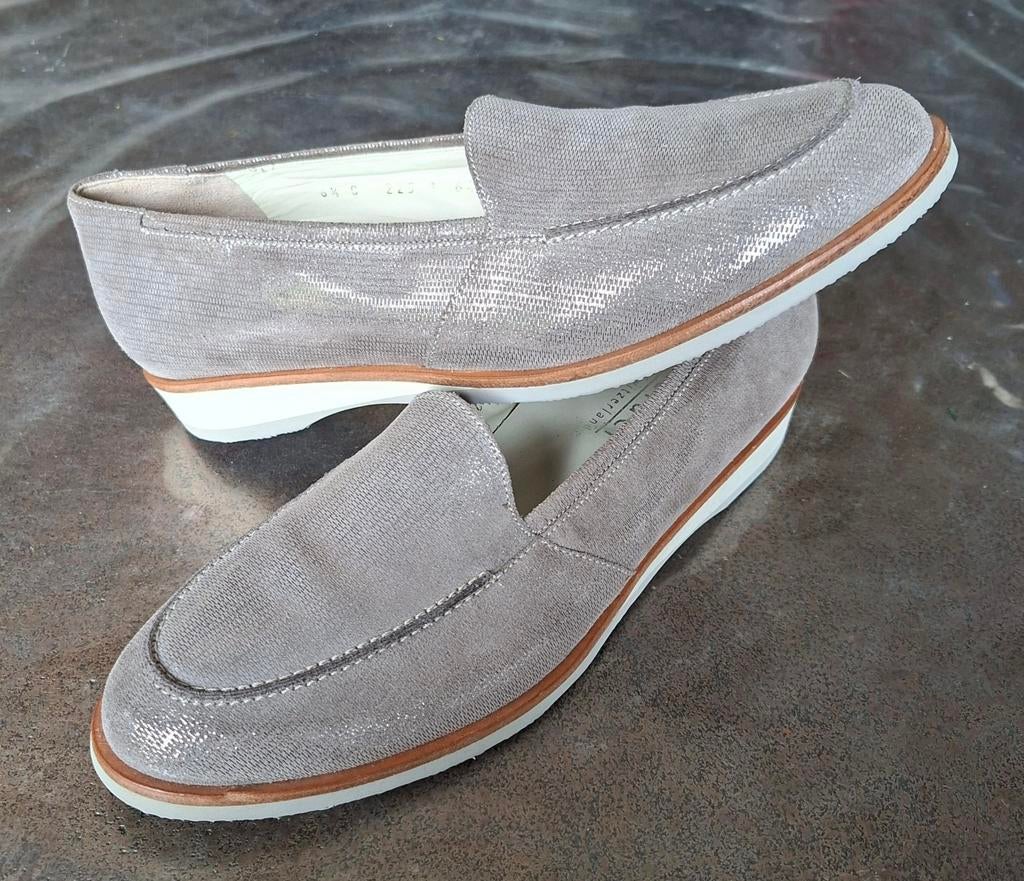 Nieuw:Prachtige SCHNEIDER instappers mt C 6,5=40,smalle voet, Kleding | Dames, Ophalen of Verzenden, Nieuw, Beige, Instappers
