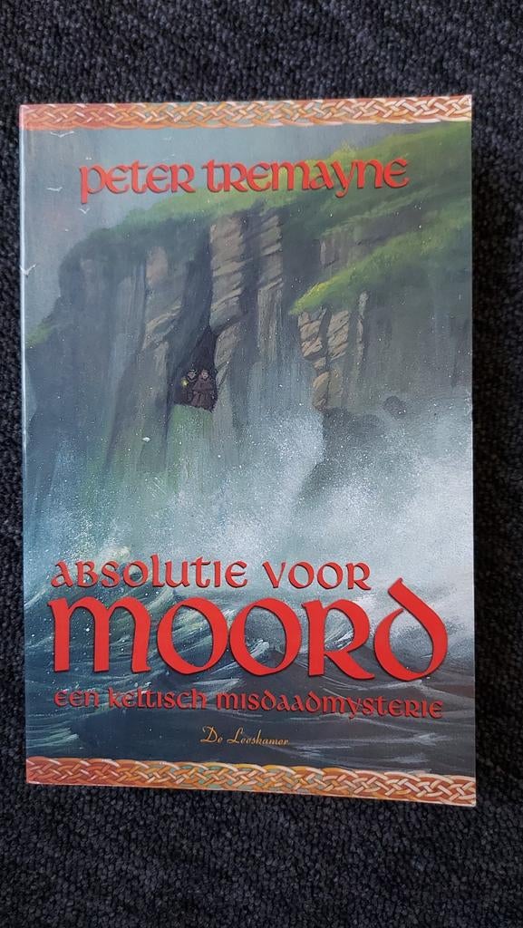 Absolutie voor Moord - Peter Tremayne (Keltisch mysterie), Boeken, Ophalen of Verzenden, Gelezen, Peter Tremayne