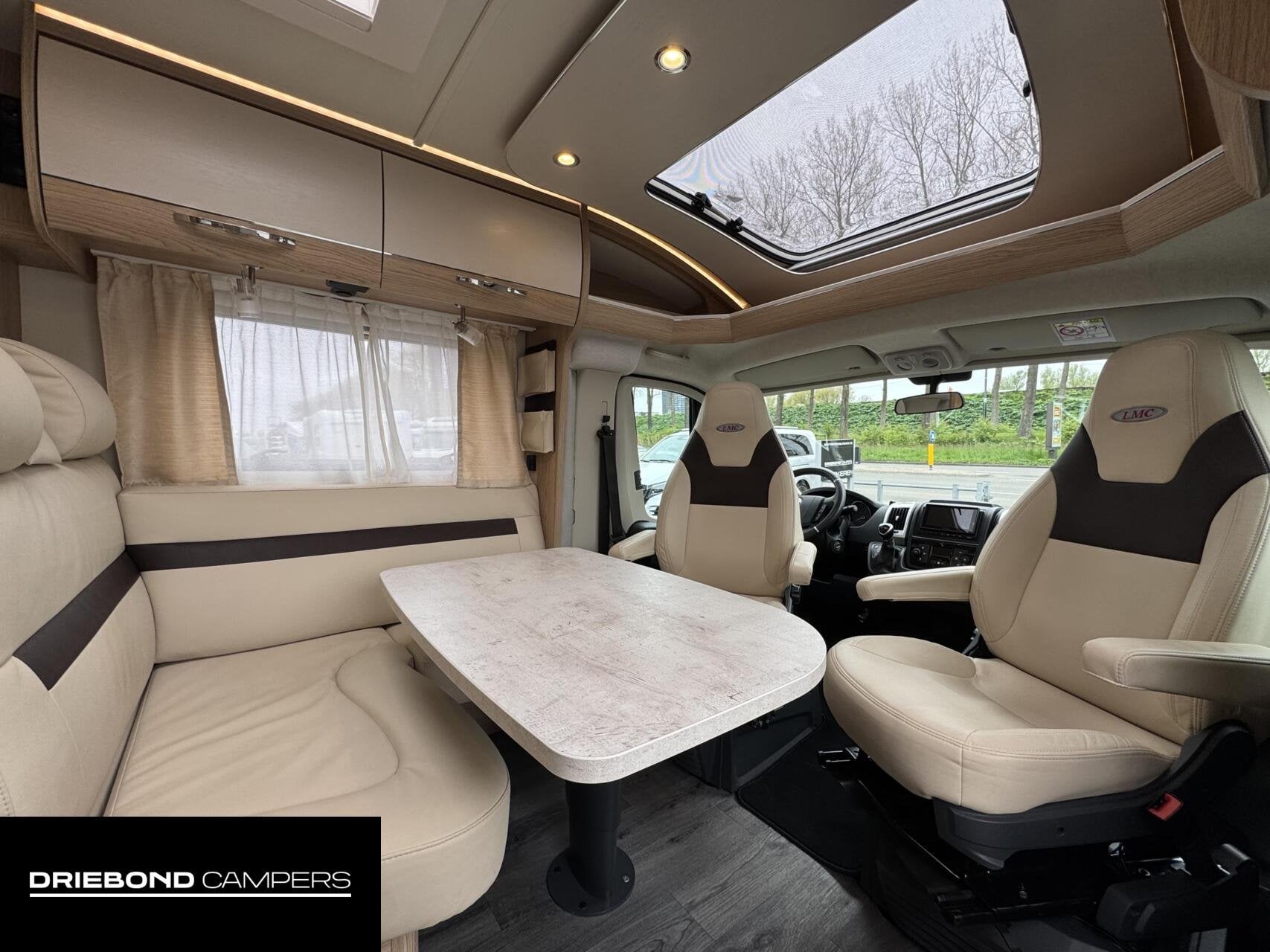 Lmc T662 Grey Selection 9T-Automaat Enkele Bedden Luifel Fie, Automaat, Airbags, 7 tot 8 meter, Bedrijf