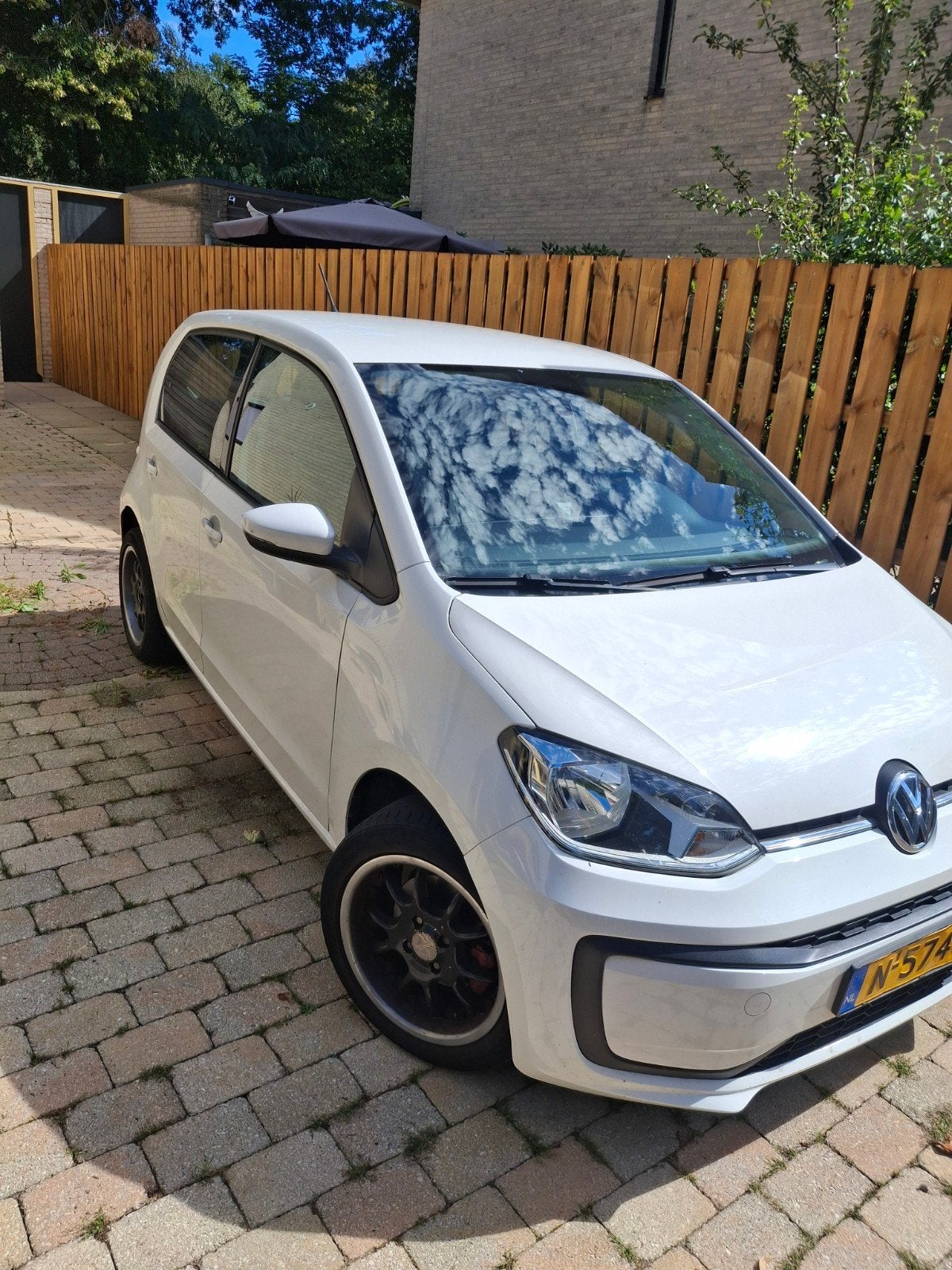 Volkswagen up! 1.0 75PK 5D 2018 Wit