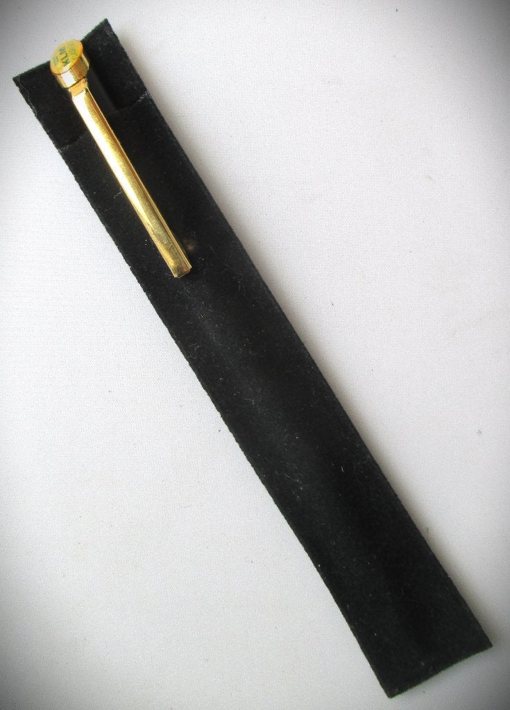 KLM Cargo Pen~Zwart met goud in velours zakje~Nieuw, Ophalen of Verzenden, Zo goed als nieuw, Overige typen