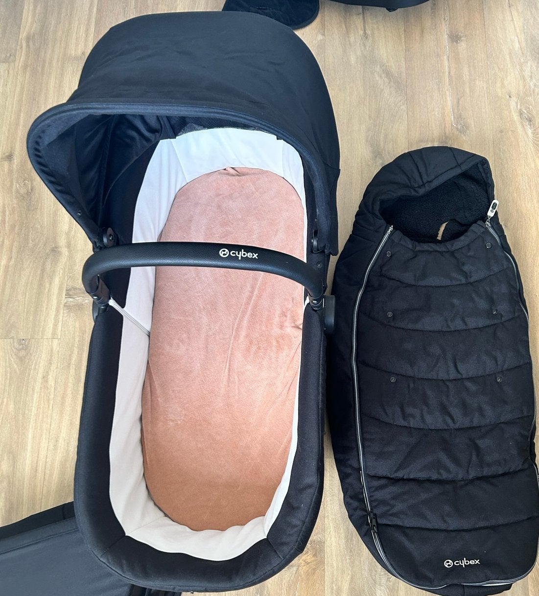 Kinderwagen Cybex, Met autostoeltje, Zo goed als nieuw, Combiwagen, Ophalen