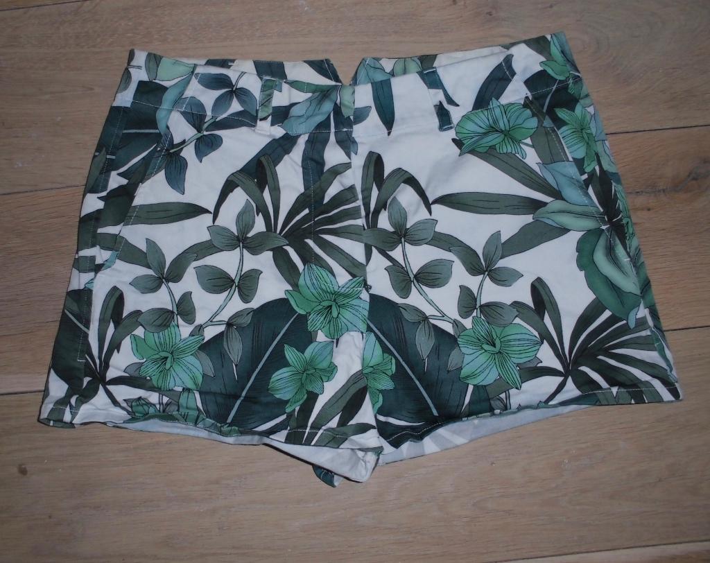 Paul & Joe sister short maat 40, Maat 38/40 (M), Overige kleuren, Ophalen of Verzenden, Gedragen