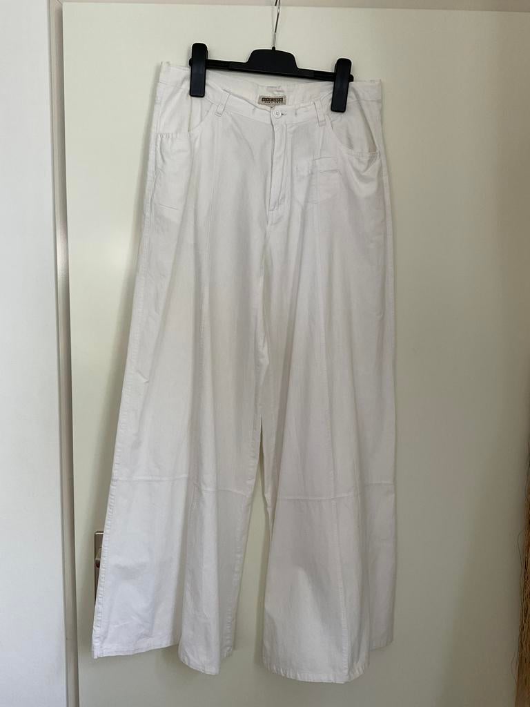 Lange broek, wijde pijp, maat 40, Maat 38/40 (M), Wit, Ophalen of Verzenden, Lang