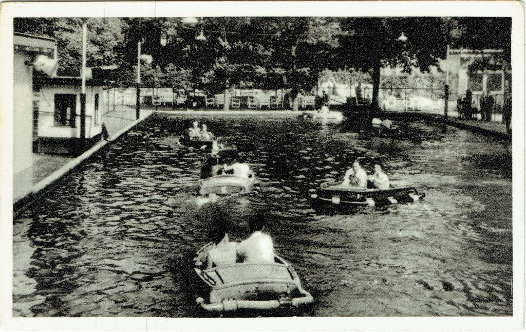 Ansichtkaart Apeldoorn Prinsen Julianatoren, Verzenden, 1940 tot 1960, Gelopen, Gelderland