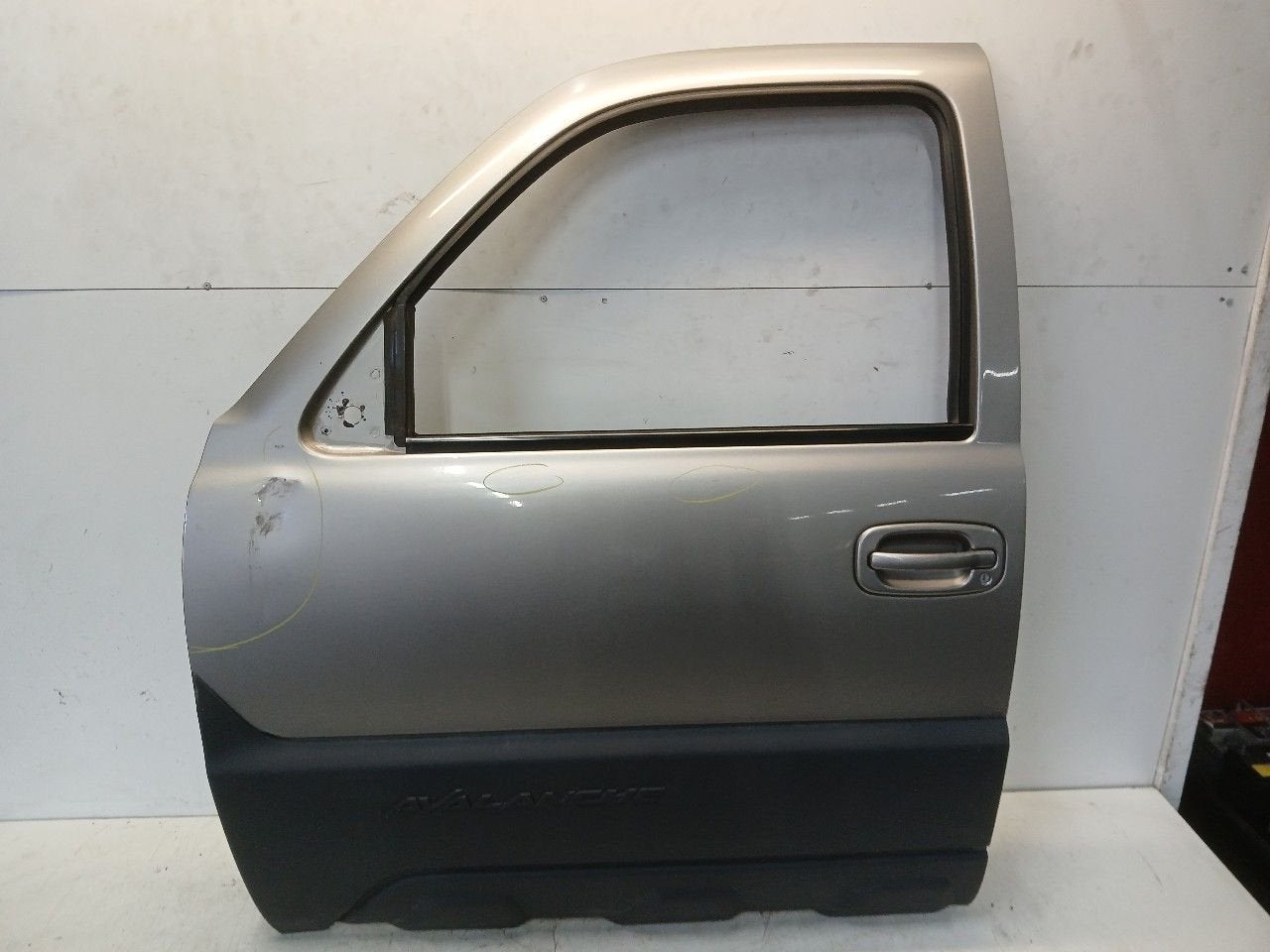 Portier links voor Chevrolet Avalanche, Onderdelen@venauto.nl, Van der Ven Autorecycling B.V., Gebruikt, Ettenseweg 76, 4706 PB Roosendaal, The Netherlands