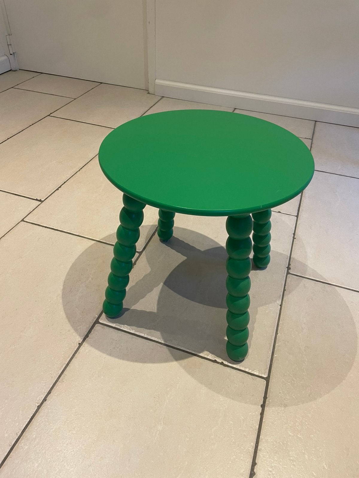 Bijzet tafeltje groen, Ophalen of Verzenden, Zo goed als nieuw, Hout