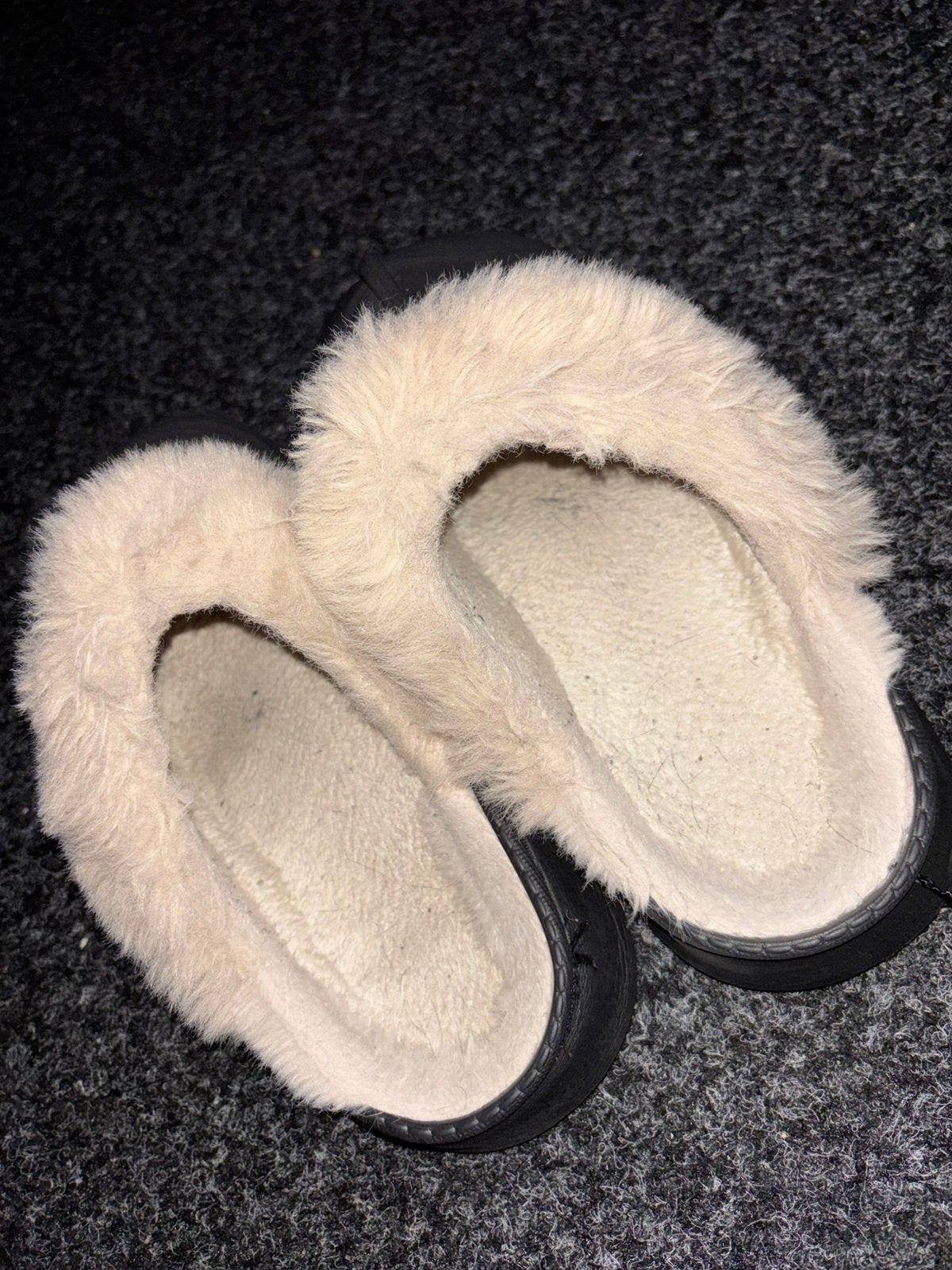 Gebruikten sloffen, Kleding | Dames, Ophalen of Verzenden, Gedragen, Pantoffels of Sloffen