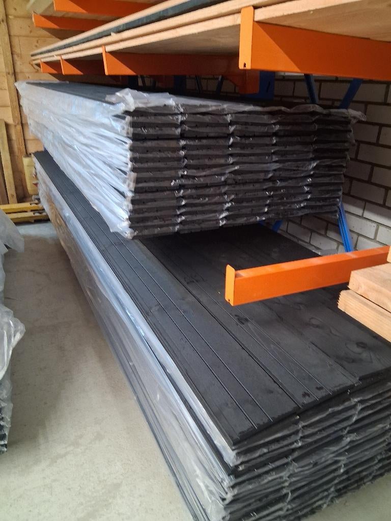Zweeds Rabat 2 x zwart gespoten, Tuin en Terras, Palen, Balken en Planken, Ophalen, Nieuw, 250 cm of meer, Planken
