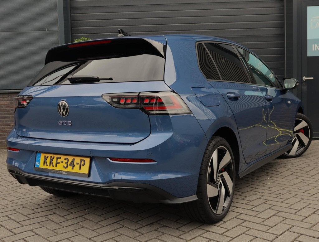 Volkswagen Golf 1.5 eHybrid GTE | Pano | Black Pack | leer |, 4 cilinders, 26 kWh, 1700 kg, Geïmporteerd