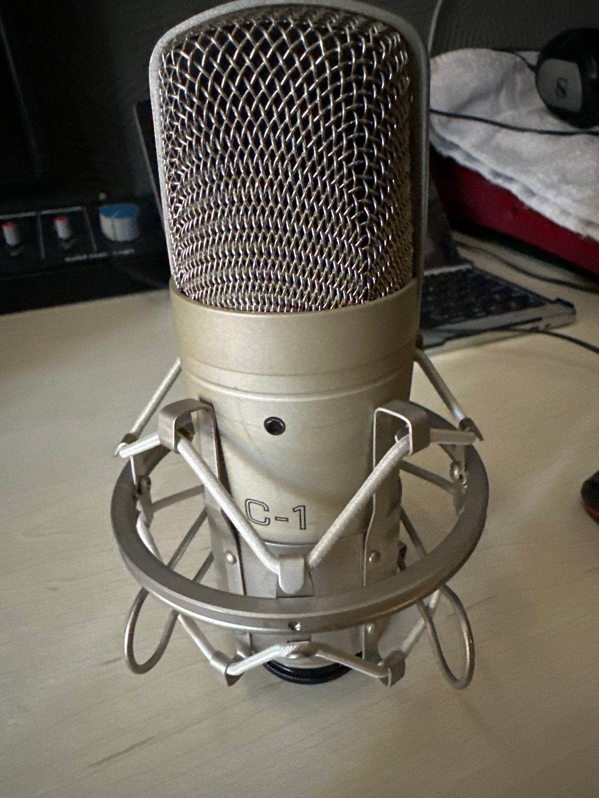 Behringer C-1 Studiomicrofoon met shockmount, Muziek en Instrumenten, Ophalen of Verzenden, Gebruikt, Studiomicrofoon