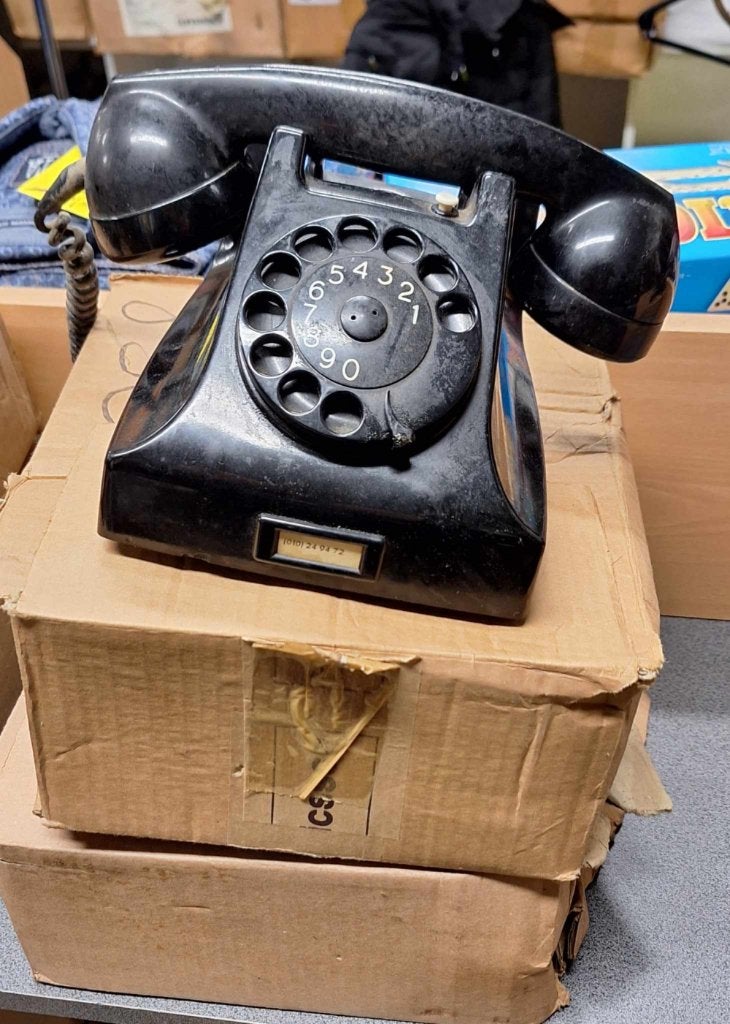 Tafelmodel Nederlandse bakelieten PTT telefoon️☎️, Telecommunicatie, Vaste telefoons | Niet Draadloos, Gebruikt, ., Met draaischijf