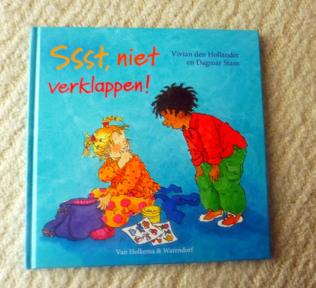 sssst niet verklappen - vivian den Hollander - nieuw, Ophalen, Vivian den Hollander en Dagmar Stam, Fictie algemeen, Jongen of Meisje