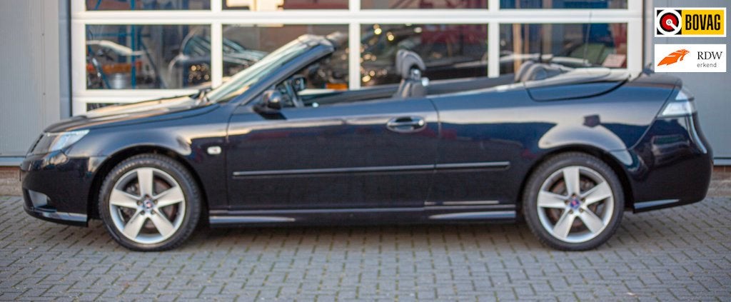 Saab 9-3 Cabrio 1.8t Vector M6, Voorwielaandrijving, 1998 cc, Gebruikt, Zwart
