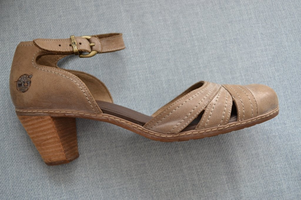 Timberland sandalen maat 40, Beige, Zo goed als nieuw, Timberland, Sandalen of Muiltjes