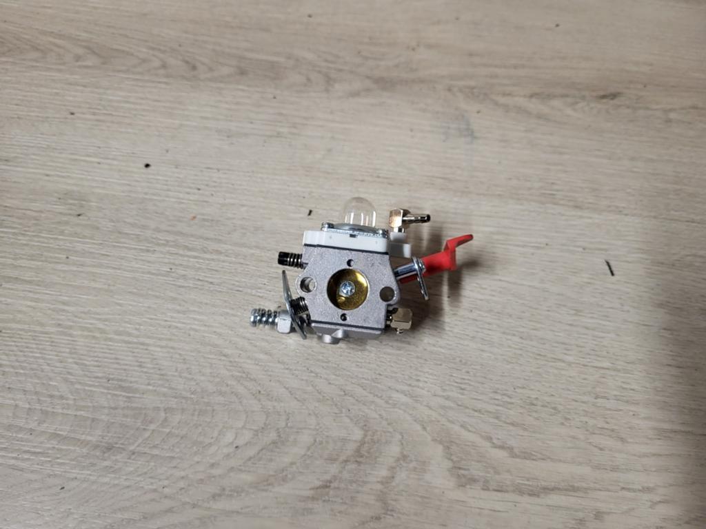 Fg nieuwe carburateur, Benzine, Nieuw, Ophalen of Verzenden, Onderdeel