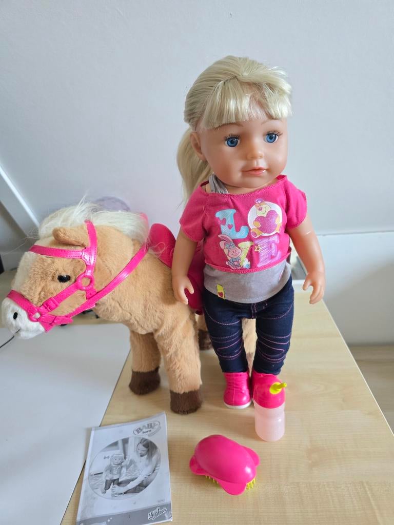 BABY born met paard en accessoires, Ophalen of Verzenden, Zo goed als nieuw
