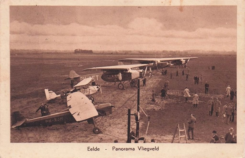 703-150-001 Eelde Panorama Vliegveld, Verzamelen, Verzenden, Voor 1920, Drenthe
