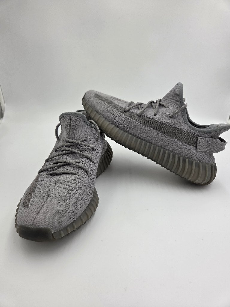 Adidas Yeezy Boost 350 V2 Steel Grey Maat 44, Kleding | Heren, Schoenen, Overige kleuren, Nieuw, Ophalen of Verzenden, Yeezy