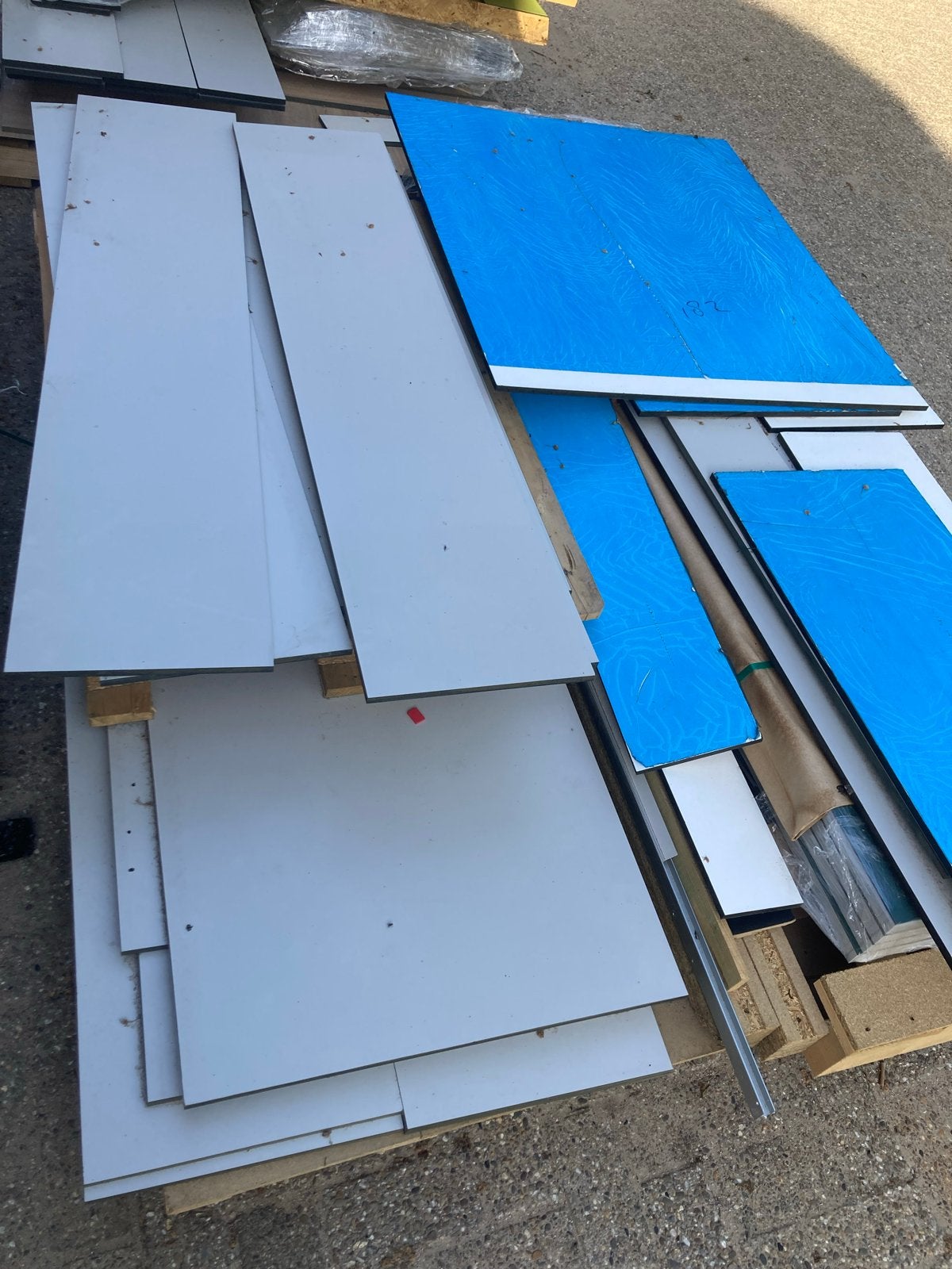 Diverse Trespa platen in verschillende soorten en maten, Doe-het-zelf en Verbouw, Platen en Panelen, Ophalen, Gebruikt, HPL, Minder dan 20 mm