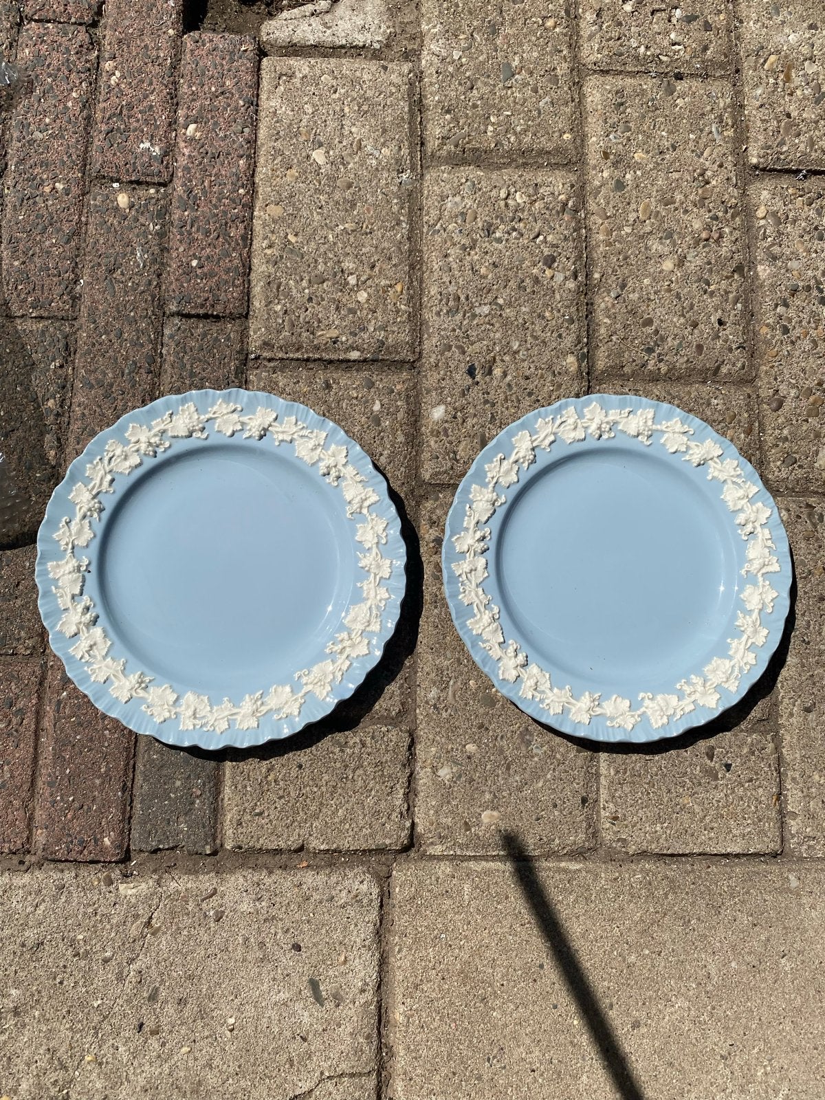 2 Wedgwood broodbordjes ophalen in Putten, Ophalen