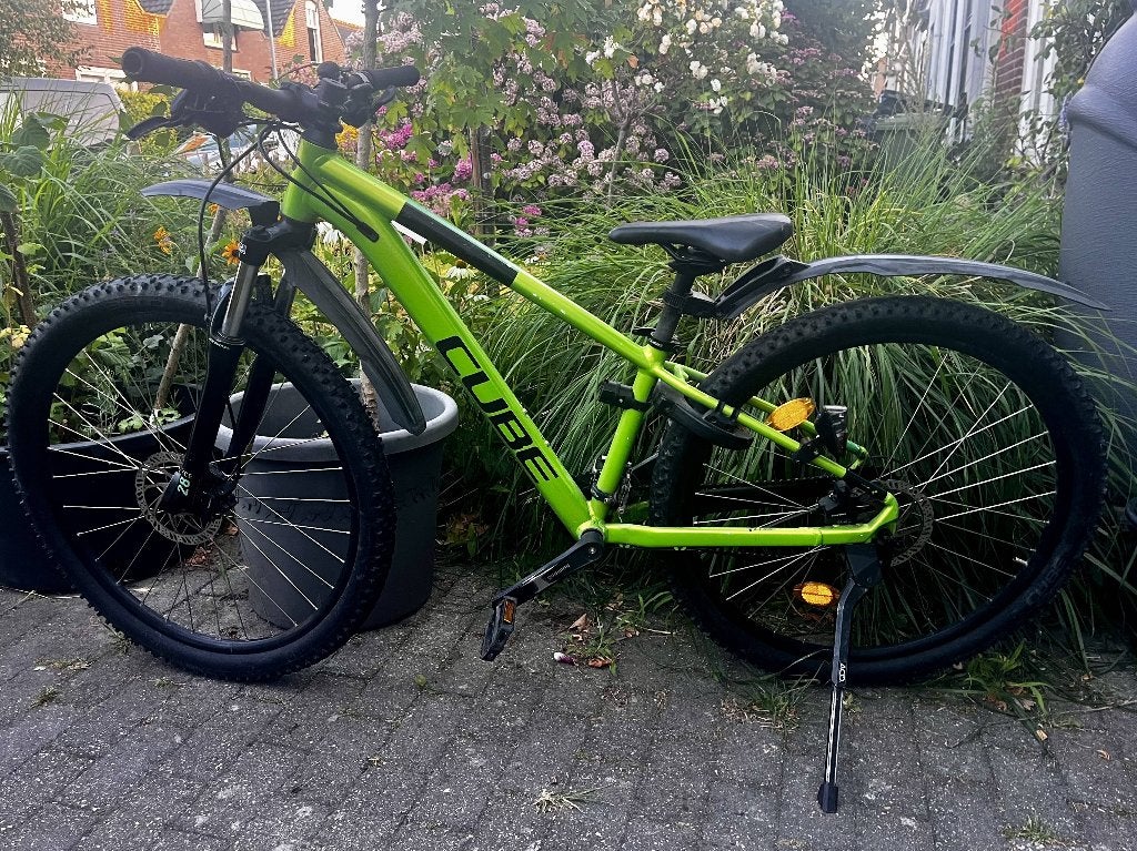 CUBE AIM MISTYGREEN/BLACK 2023 frame mt 34, banden 27.5 inch, Gebruikt, Versnellingen, Cube, Schijfrem