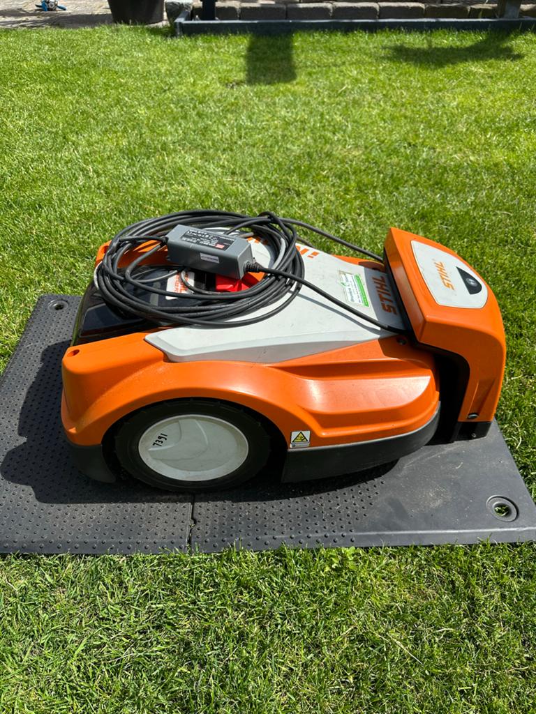 Stihl iMow RMI 422 robotmaaier - accu defect, Ophalen of Verzenden, Gebruikt, Accu-grasmaaier