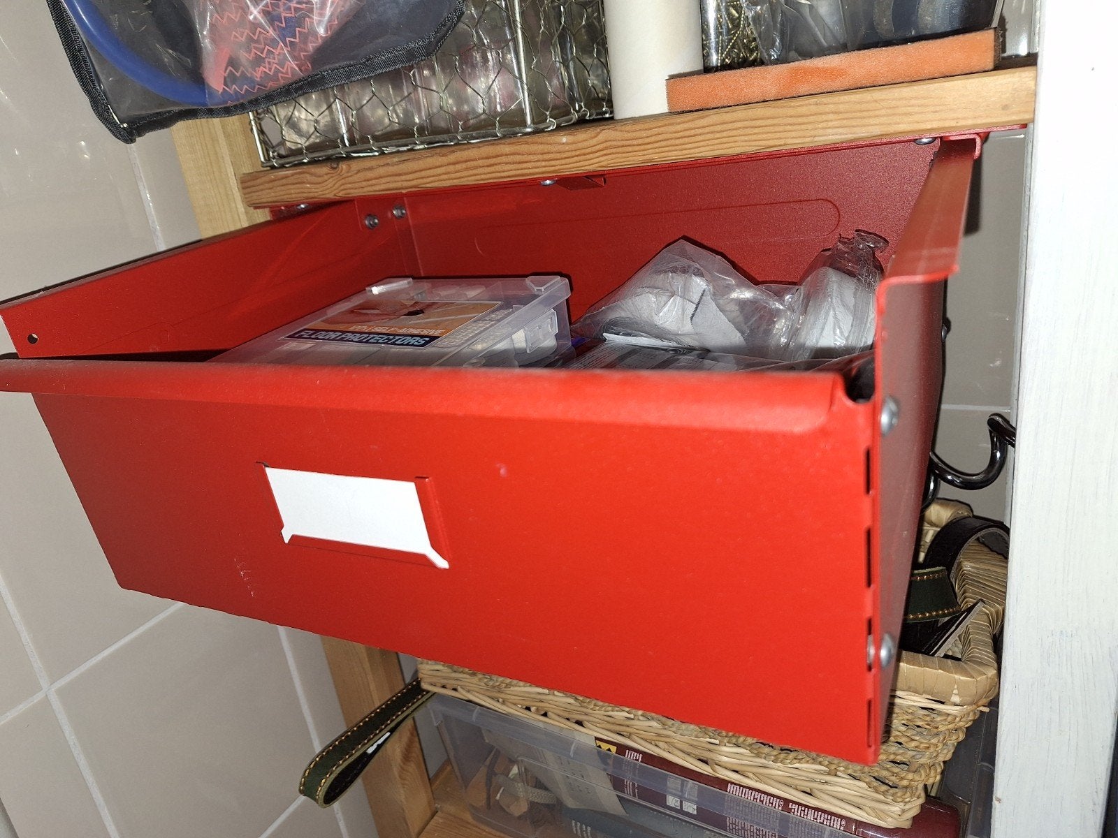 4 metalen lades met plank voor ivar 30 cm diepe stellingkast, Ophalen, Zo goed als nieuw
