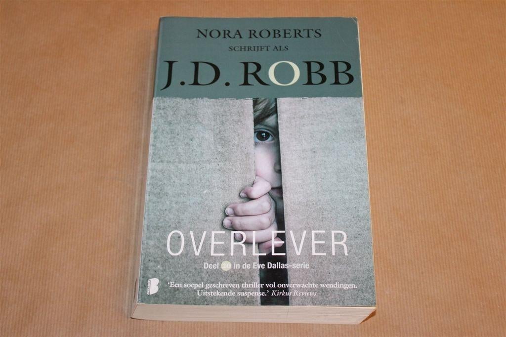 Overlever — J.D. Robb [Nora Roberts, 2021], Ophalen of Verzenden, Gelezen