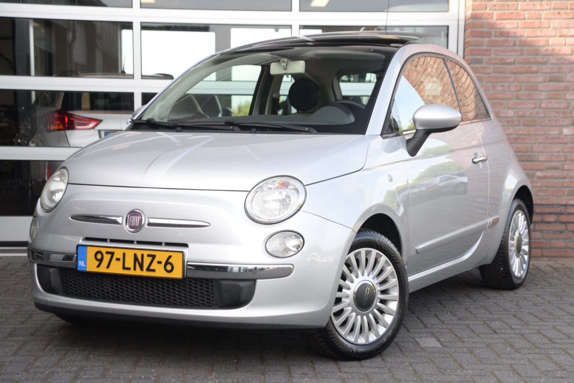 Fiat 500 1.2 Lounge | Apple Carplay | Pano | Automaat | Orig, Euro 5, Gebruikt, 1242 cc, 4 cilinders
