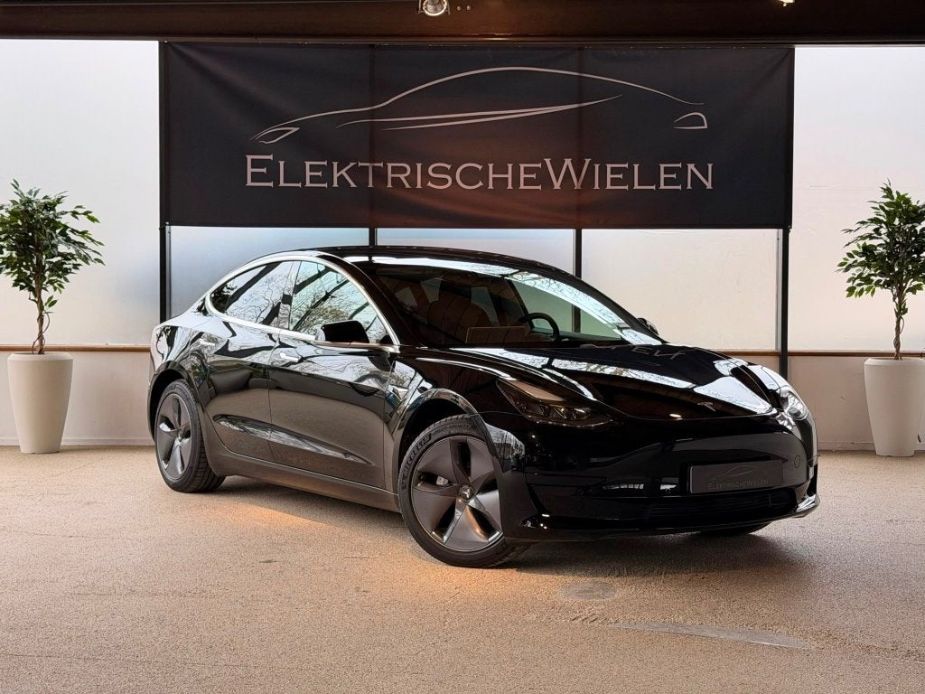 Tesla Model 3 Standard Range Plus 2020 LFP TREKHAAK  90% SoH, Auto's, Tesla, Automaat, 238 pk, Achterwielaandrijving, Zwart