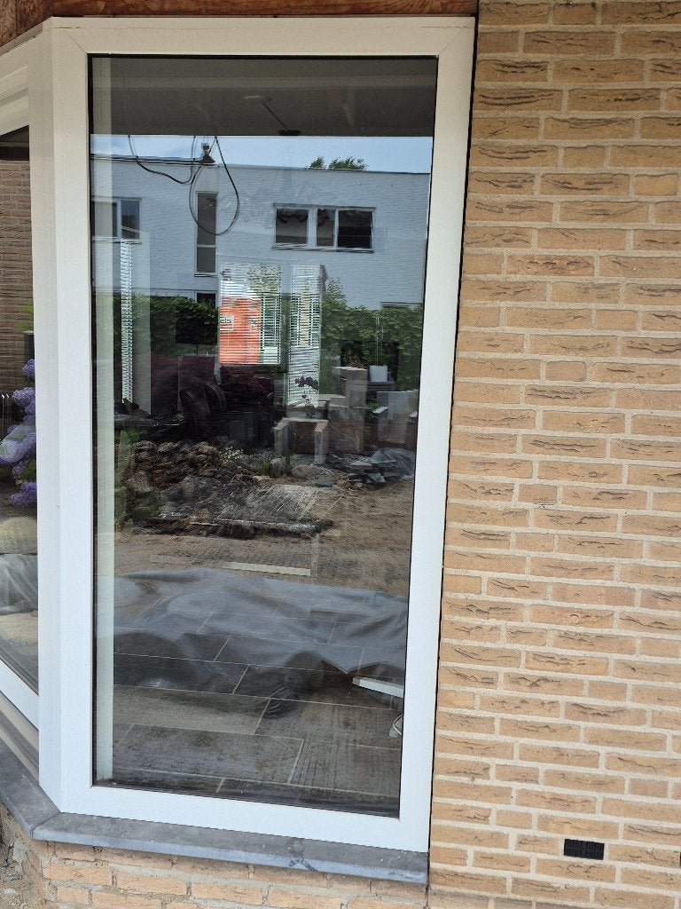 2 MOOIE GROTE KUNSTOF RAMEN, Ophalen, Gevelraam of Ruit, Gebruikt, 80 tot 120 cm