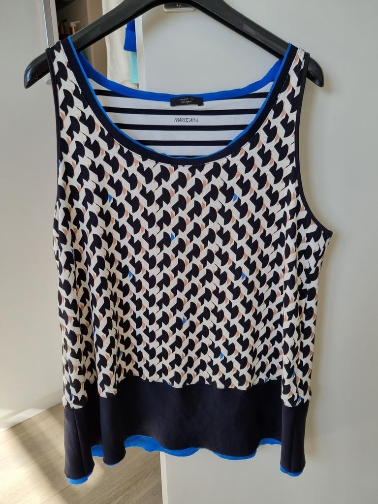 Prachtige top van Marccain. Maat 40 / 4. Nieuw., Maat 38/40 (M), Blauw, Nieuw, Ophalen of Verzenden