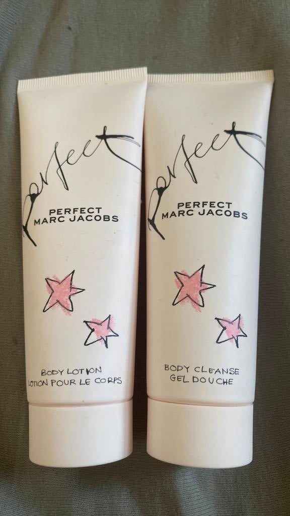 Marc jacobs body lotion, Ophalen of Verzenden, Zo goed als nieuw, Bodylotion, Crème of Olie
