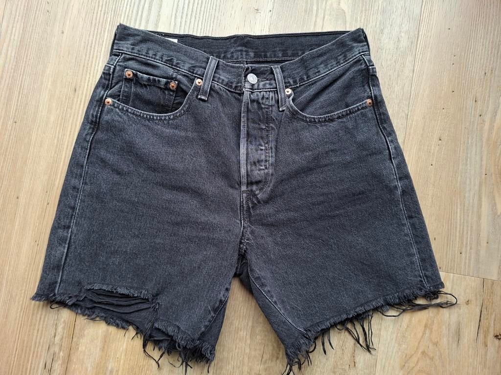 Korte Levi's 501, Ophalen of Verzenden