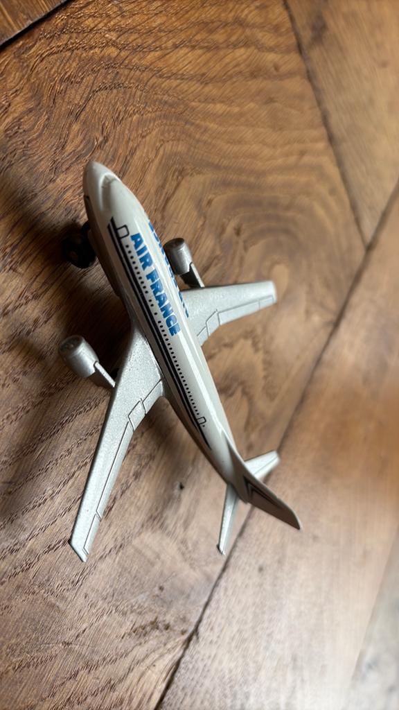 Matchbox Air France Vliegtuig - Vintage Speelgoed, Overige merken, 1:72 tot 1:144, Gebruikt, Ophalen of Verzenden