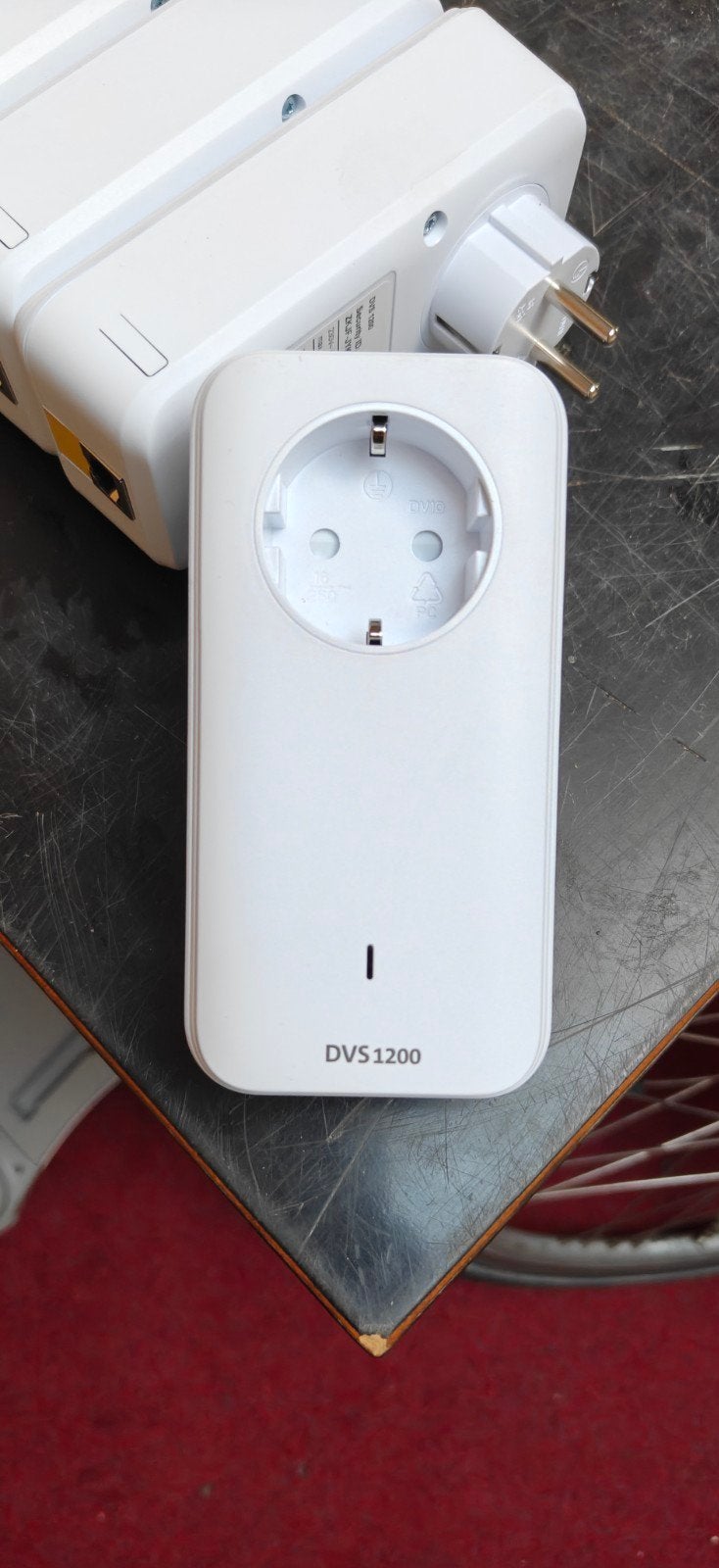 DVS 1200 Powerline Adapter met Geïntegreerd Stopcontact, Ophalen of Verzenden