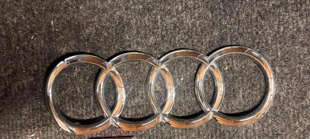 Audi A5/S5/RS5 Embleem Achterzijde, Gebruikt, Spatbord, Achter, Audi