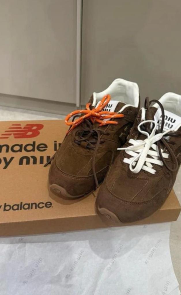 Miu miu sneakers, Ophalen of Verzenden, Zo goed als nieuw