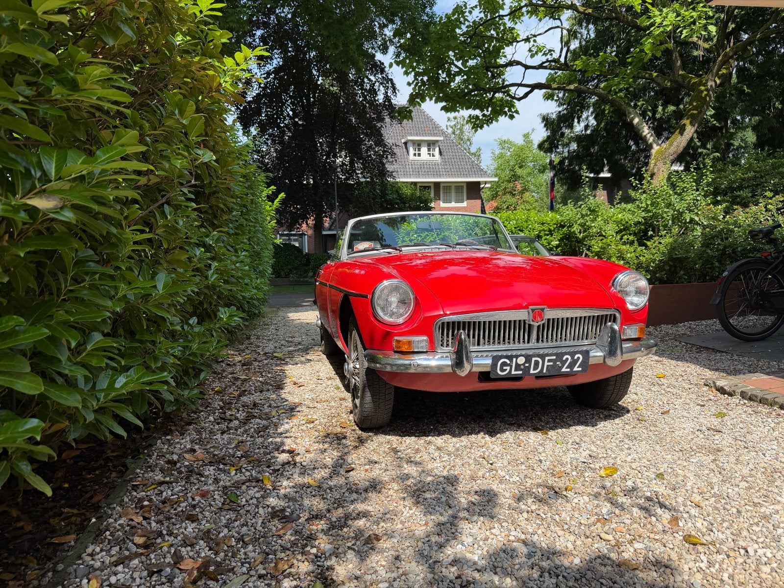 MGB 1.8 Cabriolet 1974 Rood, Auto's, MG, Particulier, B, Benzine, Cabriolet, Handgeschakeld, Geïmporteerd, Rood, Zwart, Achterwielaandrijving