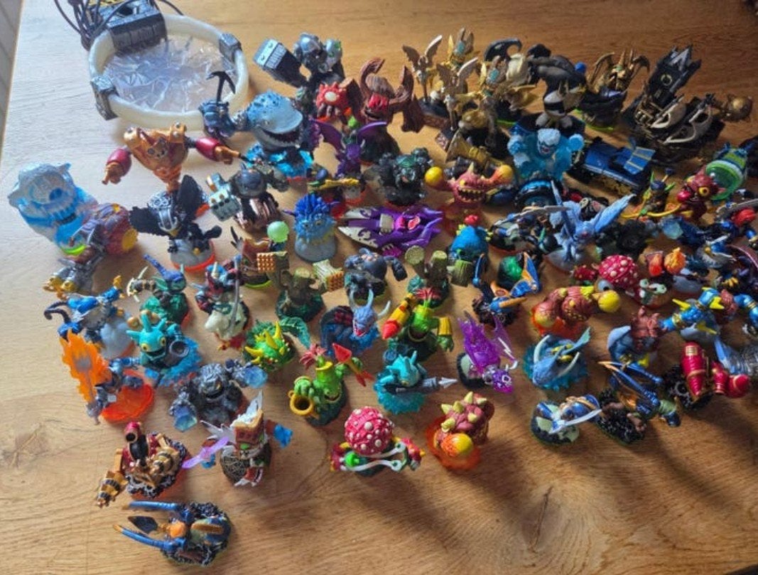 72 skylanders & Superchargers + portal, Ophalen of Verzenden
