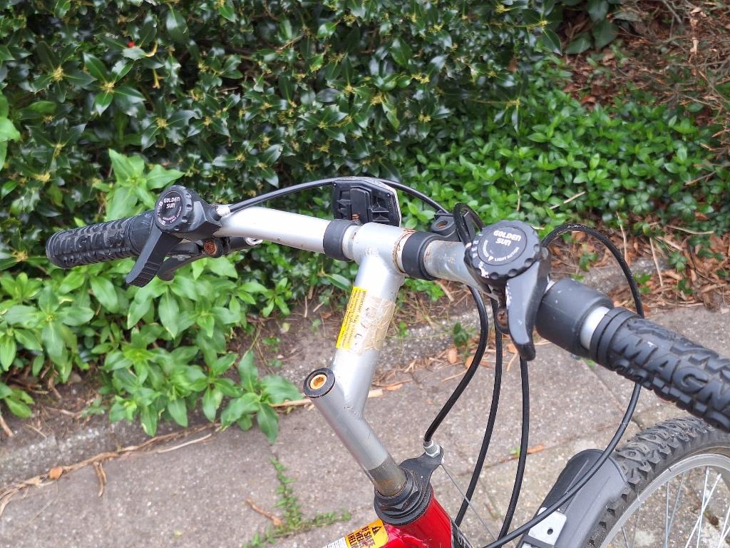 Kinder fiets Bike kids, Fietsen en Brommers, Fietsen | Kinderfietsjes, Ophalen, Gebruikt, Minder dan 16 inch