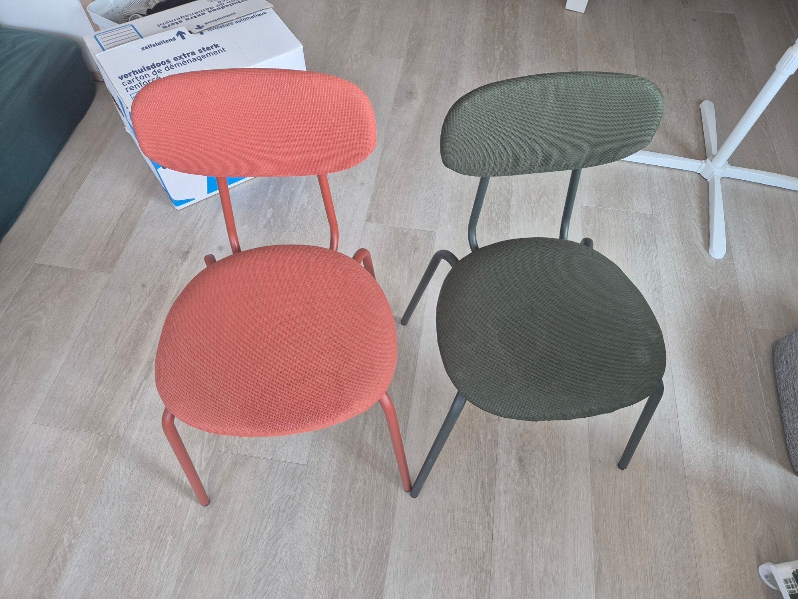 2 keer IKEA SANDSBERG Eetkamerstoelen - Antraciet/Remmarn, Huis en Inrichting, Ophalen of Verzenden, Zo goed als nieuw, Overige kleuren