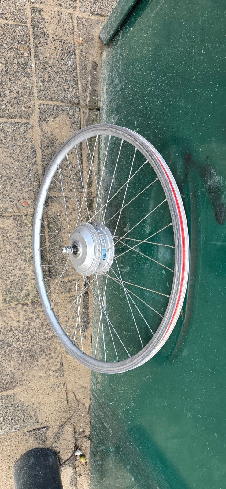 Goed Elektrische fiets voorwielmotor 28inch
Wiel motor 24 v, Fietsen en Brommers, Ophalen, Elektrische fiets, Motor