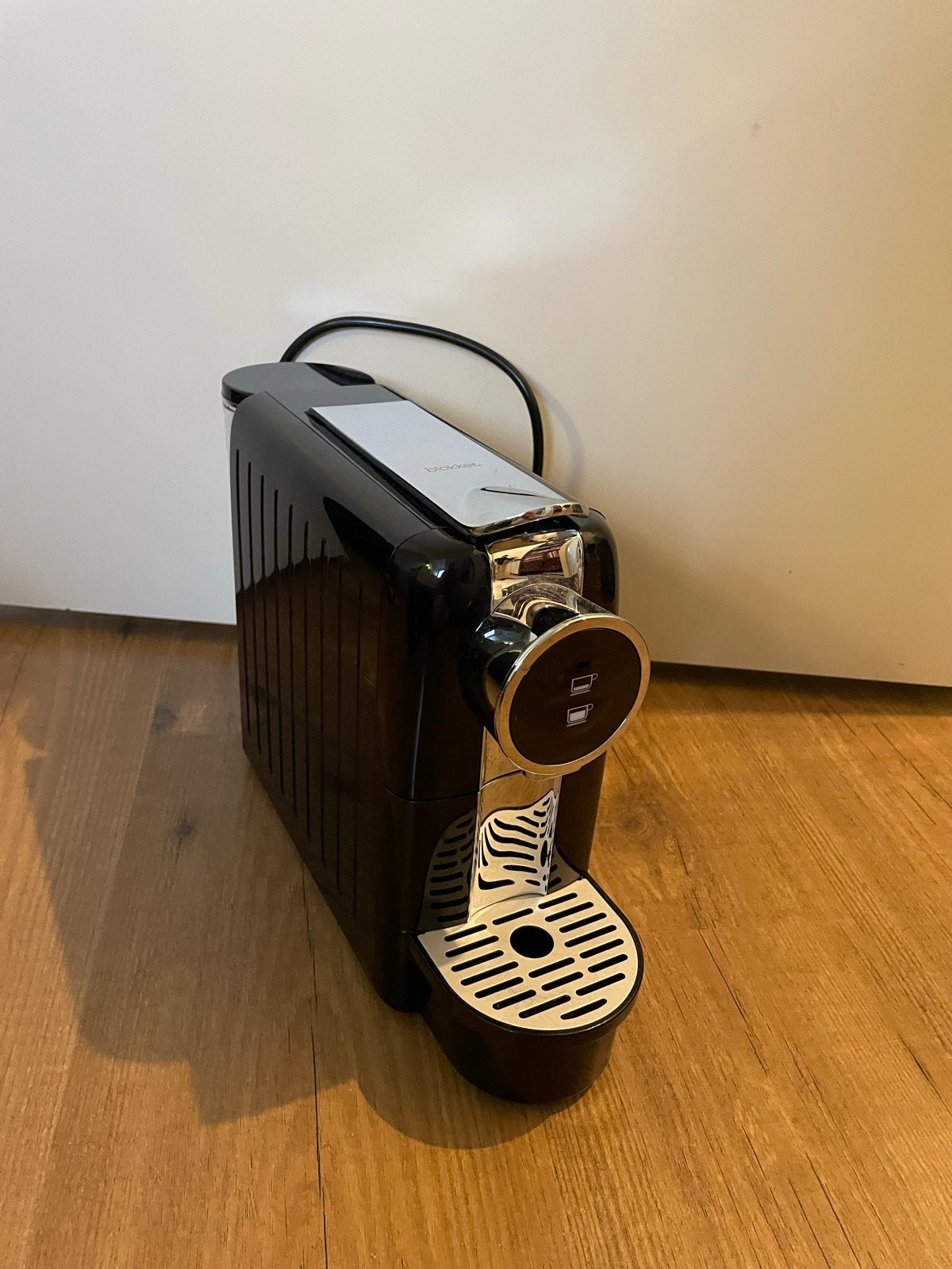 Nespresso Blokker - Zwart, Ophalen, Espresso apparaat, Zo goed als nieuw, 1 kopje