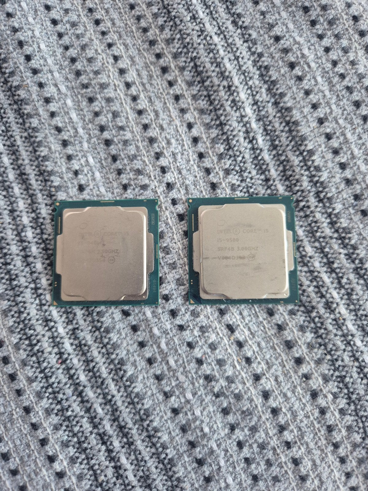 Intel Core i5-9500 en i5-9400 Processoren, Computers en Software, 6-core, LGA 1151, Gebruikt, Verzenden