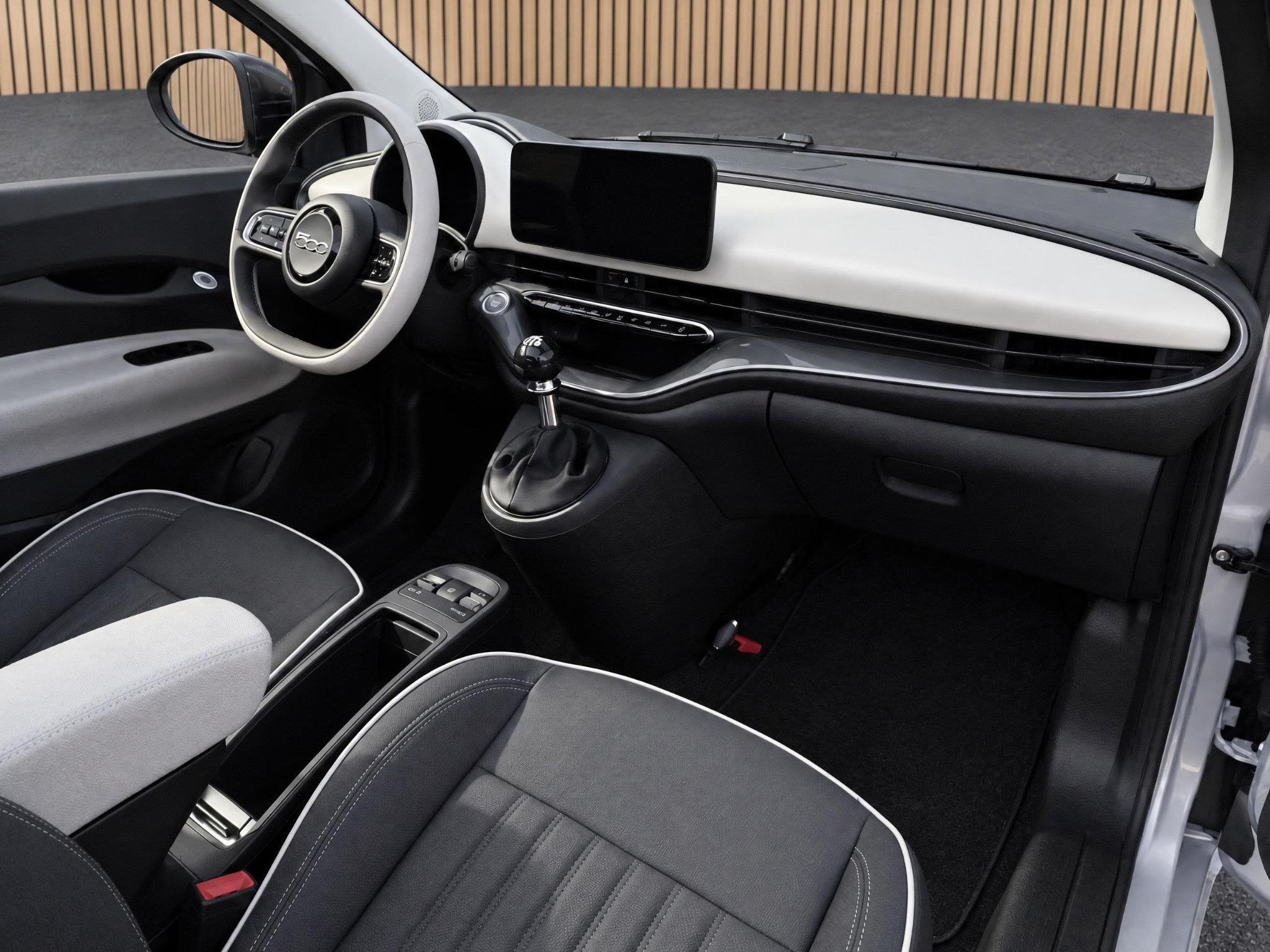 Fiat 500C 1.0 Hybrid La Prima | Navi / Camera / Climate, Auto's, 12 maanden, Gebruikt, Euro 6, 4 stoelen