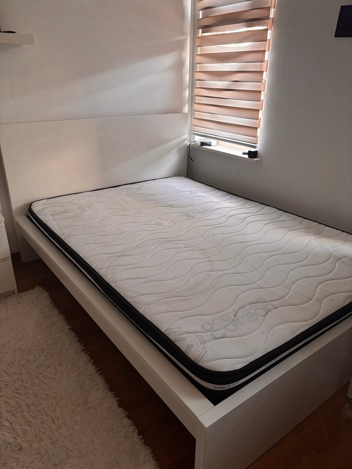 IKEA Malm bed 140x200 met matras - Goede conditie, Ophalen, Gebruikt, Wit, Tweepersoons