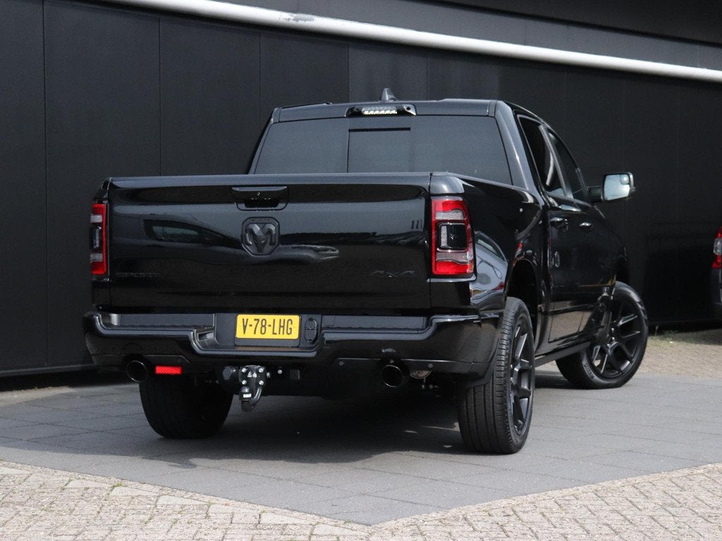 Dodge Ram 1500 5.7 V8 4x4 Crew Cab Sport | LEDER | MEMORY |, Auto's, Dodge, Automaat, Gebruikt, 5654 cc, Lane Keeping Assist