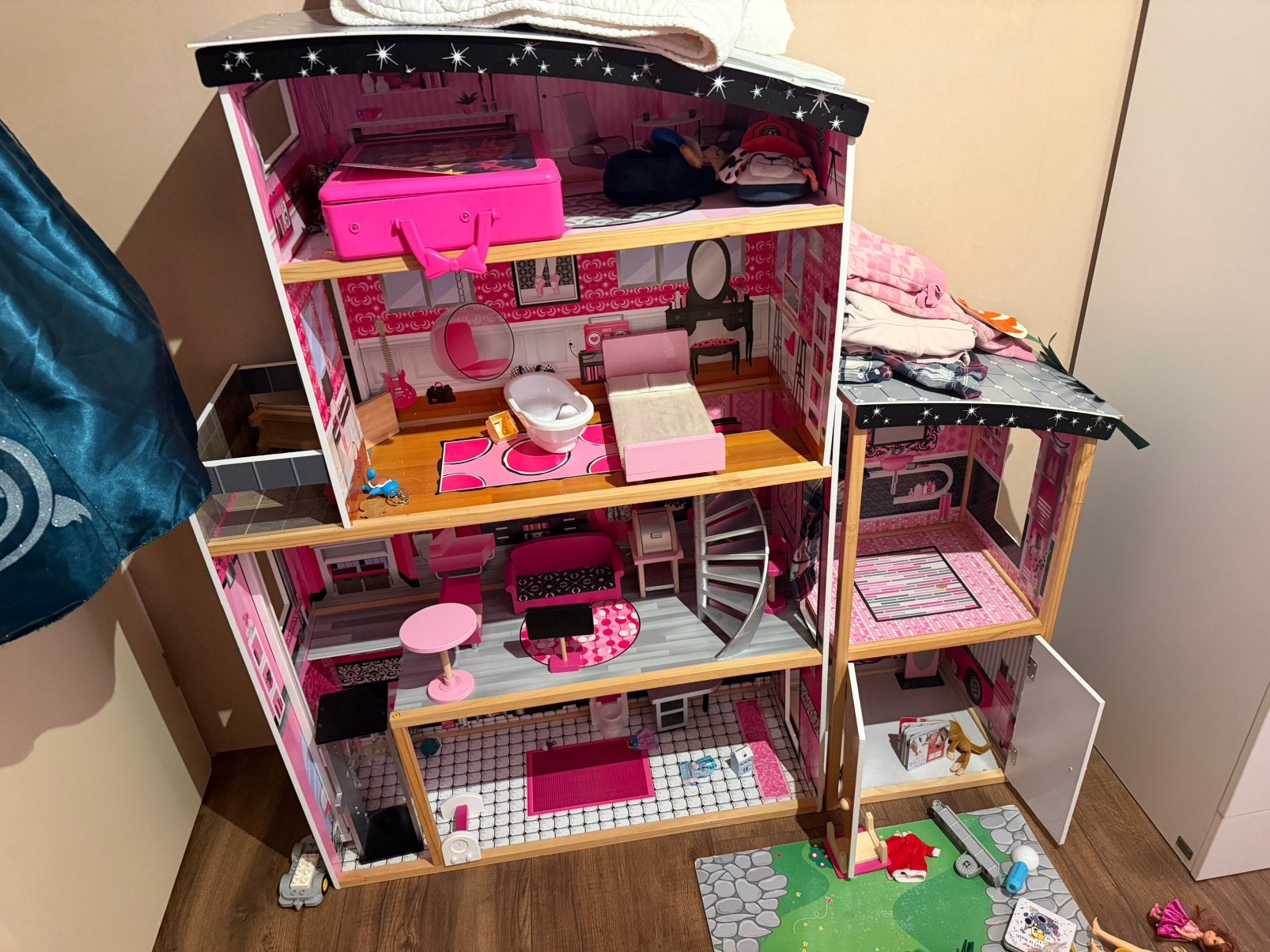Poppenhuis (groot), Kinderen en Baby's, Speelgoed | Poppenhuizen, Ophalen, Zo goed als nieuw, Poppenhuis